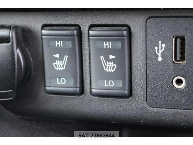 Nissan LEAF 2019-09 244733-6