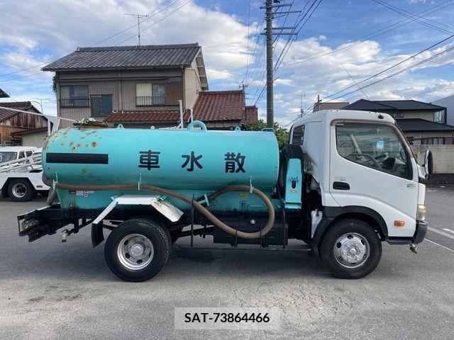 Hino DUTRO 2011-02 359475-8