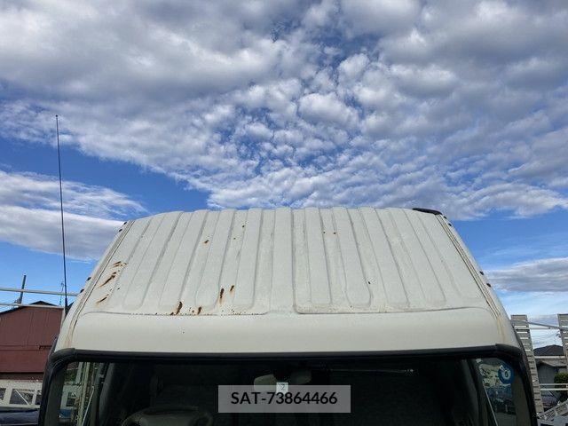 Hino DUTRO 2011-02 359475-18