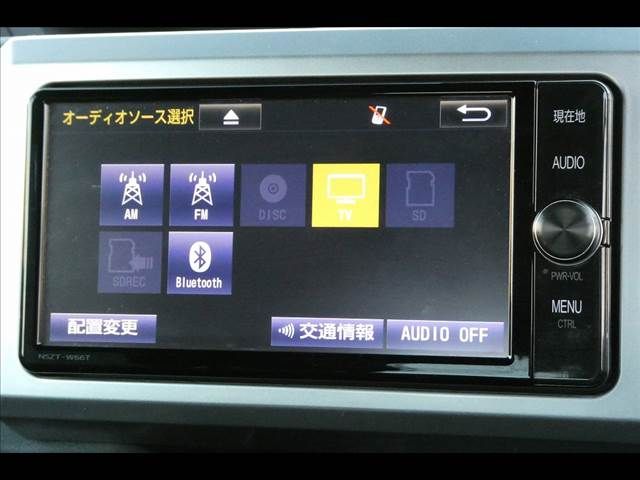 Toyota Pixis Mega 2017-06 28683-4