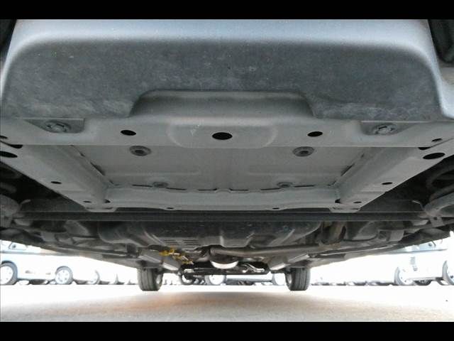 Toyota Pixis Mega 2017-06 28683-13