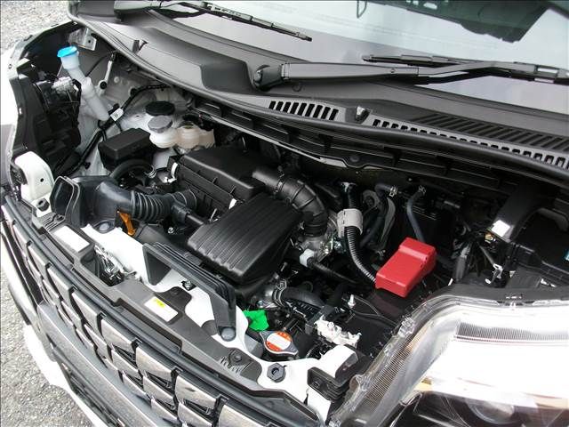Suzuki SPACIA 2023-08 189295-17