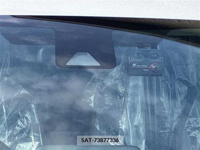 Toyota AQUA 2023-01 313352-8