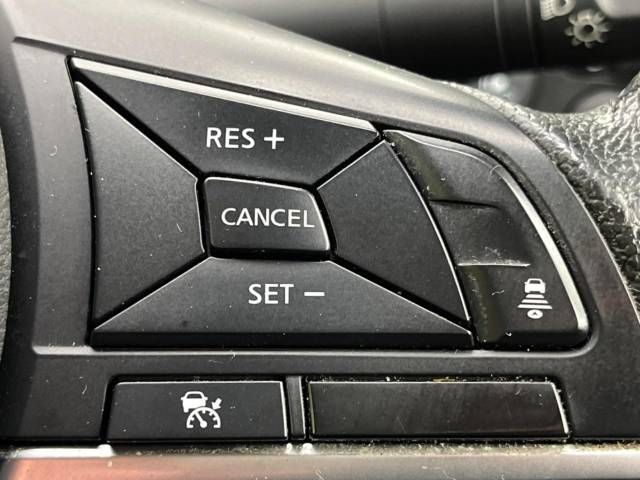 Nissan NOTE 2018-10 28820-3