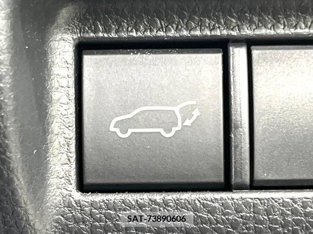 Toyota HARRIER 2022-06 273262-5