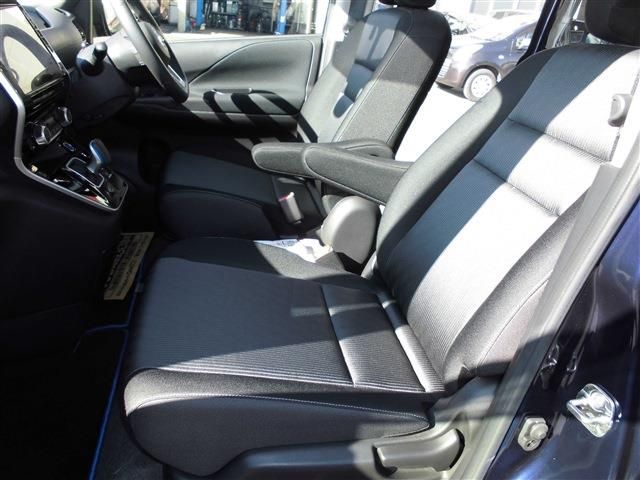 Nissan SERENA 2020-11 182215-9