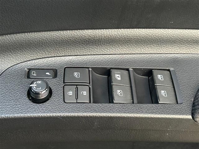 Toyota SIENTA 2018-03 196021-16