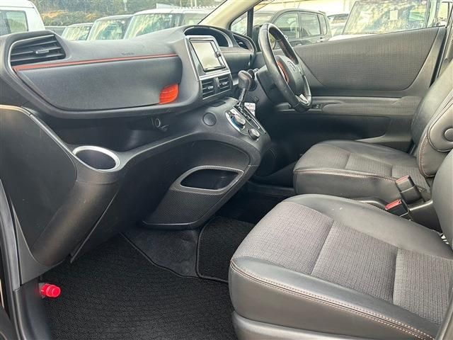 Toyota SIENTA 2018-03 196021-2
