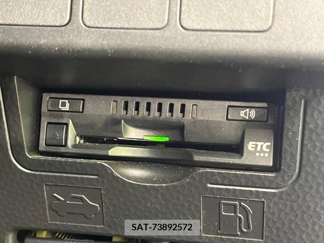 Toyota ROOMY 2017-05 222443-6