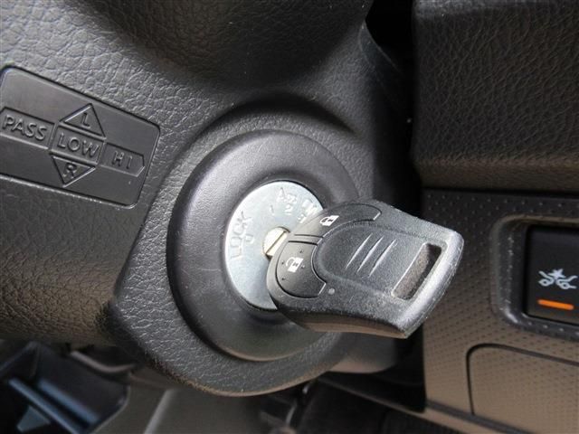 Nissan NV150 AD 2021-03 183310-15