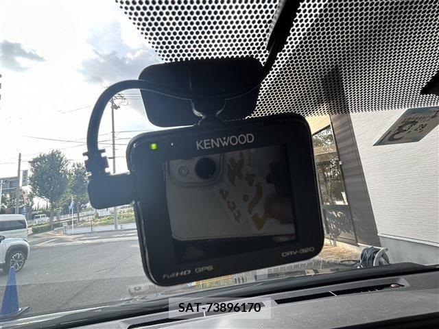 Toyota AQUA 2016-03 389280-8