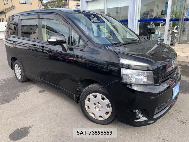 Toyota VOXY 2010-03 200941-3