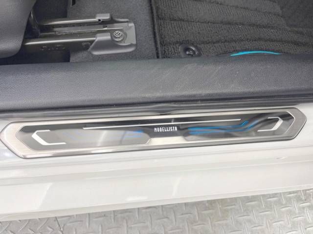 Toyota PRIUS 2019-05 180979-2
