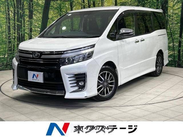 Toyota VOXY 2017-03 288917-0