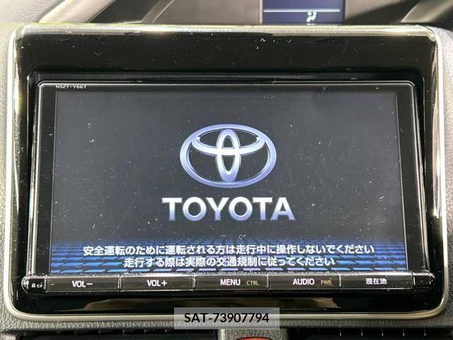 Toyota VOXY 2017-03 288917-2