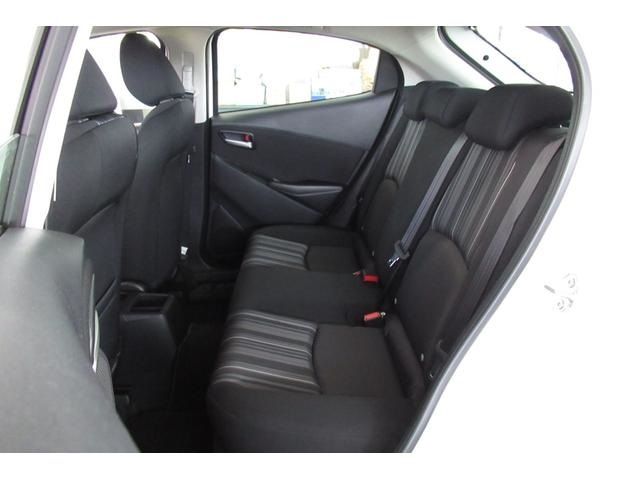Mazda MAZDA2 2021-10 11119-8