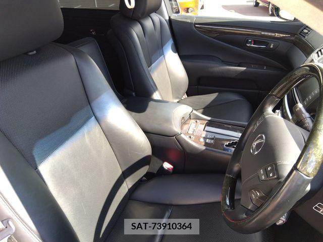 Lexus LS 2011-05 388315-8