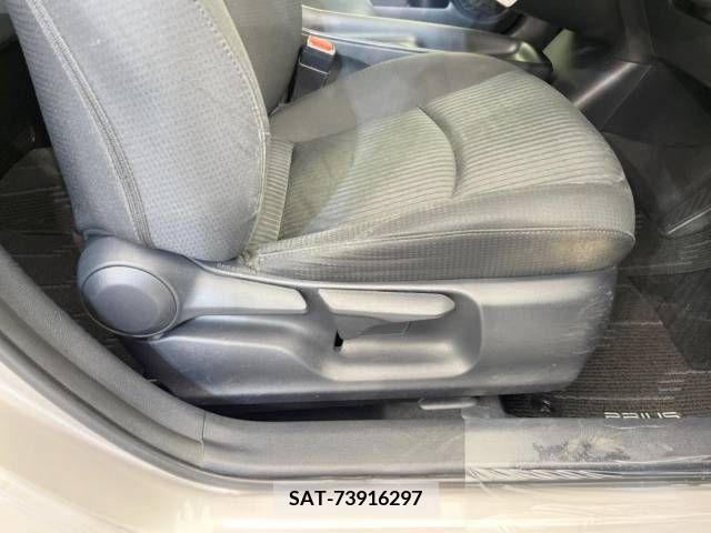Toyota PRIUS 2016-05 348174-7