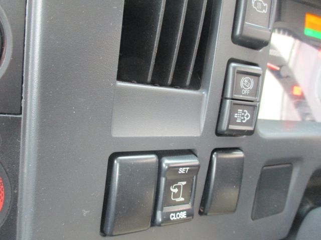Isuzu FORWARD 2015-08 7727-12