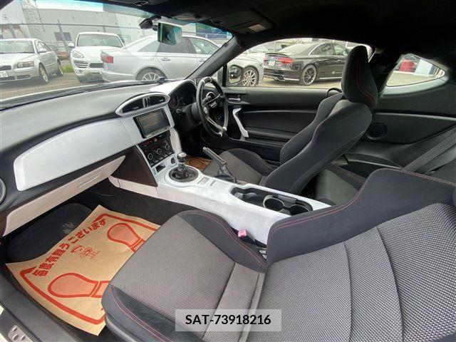 Subaru BRZ 2013-01 320867-14