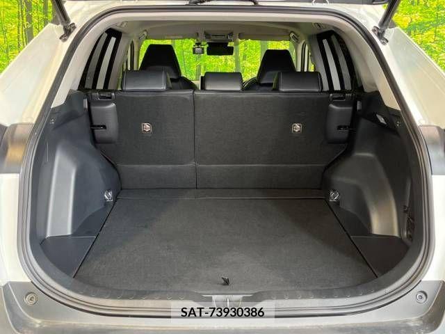 Toyota RAV4 2019-05 366963-11