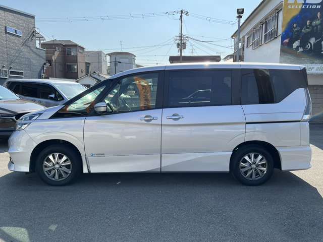Nissan SERENA 2018-08 188227-4