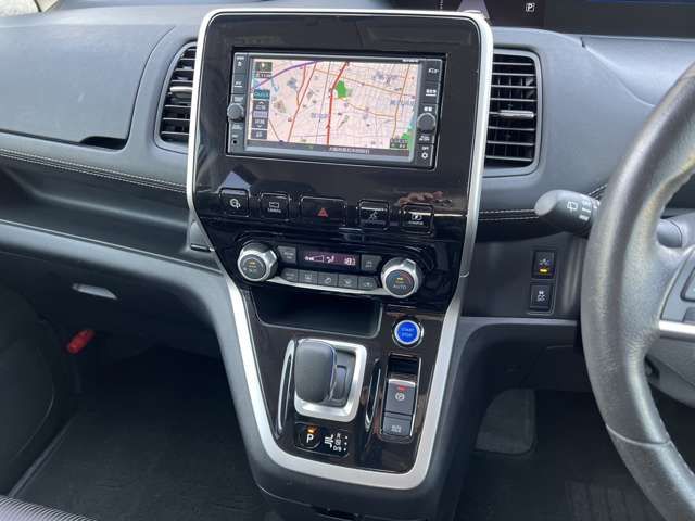Nissan SERENA 2018-08 188227-8