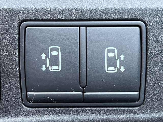 Nissan SERENA 2018-08 188227-7