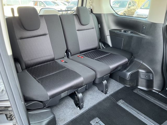 Nissan SERENA 2018-08 188227-18
