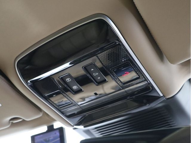 ROVER RANGE ROVER 2022-12 11327-23