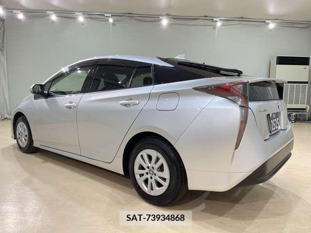 Toyota PRIUS 2016-01 200521-10