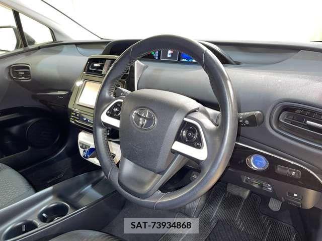Toyota PRIUS 2016-01 200521-12