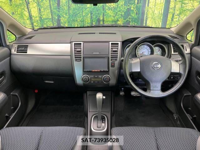Nissan TIIDA 2012-06 252188-1