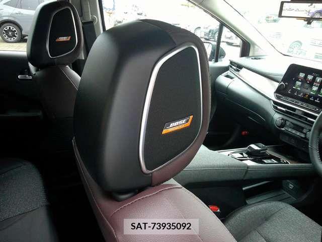 Nissan AURA 2023-09 232684-11