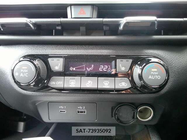 Nissan AURA 2023-09 232684-4
