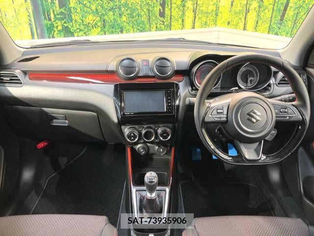 Suzuki SWIFT 2021-04 320838-1