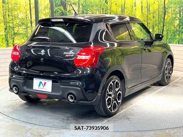 Suzuki SWIFT 2021-04 320838-18