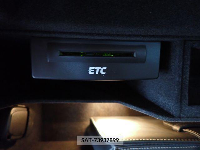 Audi A4 2016-04 389429-27