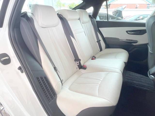 Toyota CROWN SEDAN 2018-09 8634-11