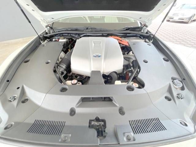 Toyota CROWN SEDAN 2018-09 8634-12