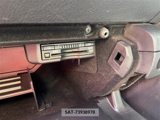 Lexus IS 2013-07 210336-16