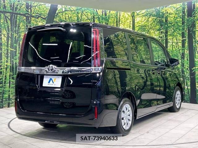 Toyota NOAH 2021-04 279536-18