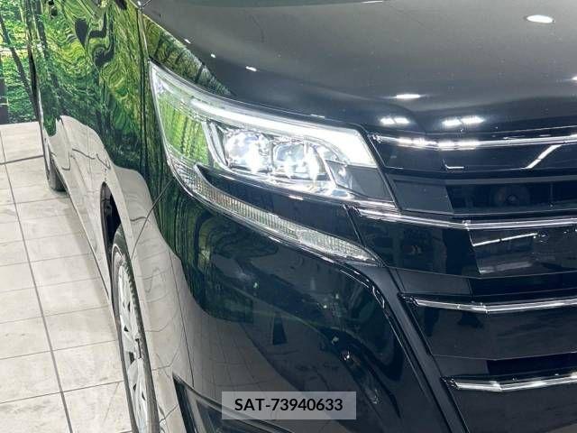 Toyota NOAH 2021-04 279536-14