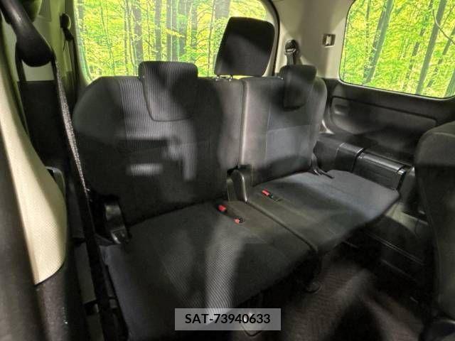 Toyota NOAH 2021-04 279536-10