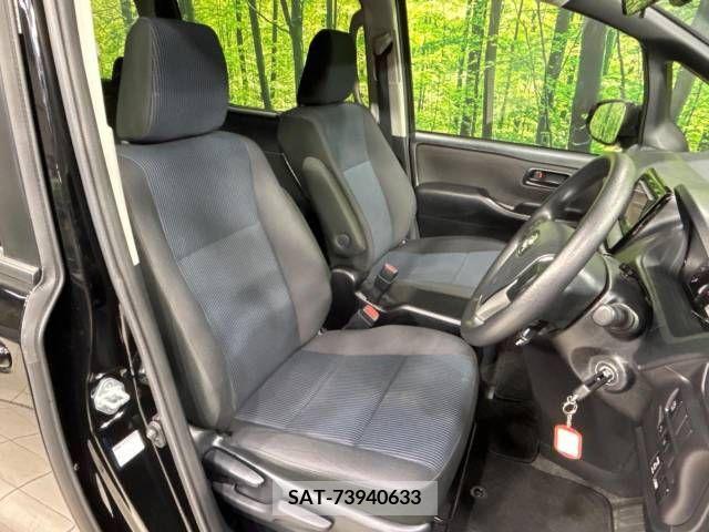 Toyota NOAH 2021-04 279536-8