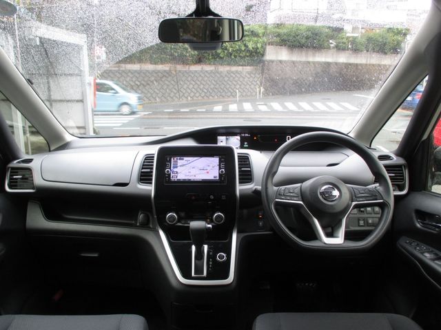 Nissan SERENA 2016-10 191360-12