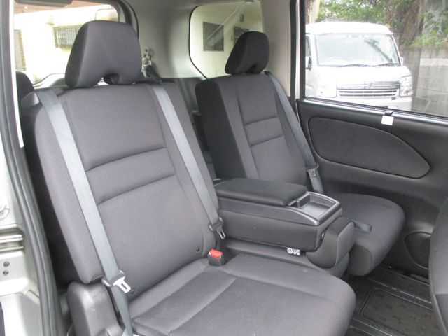 Nissan SERENA 2016-10 191360-13