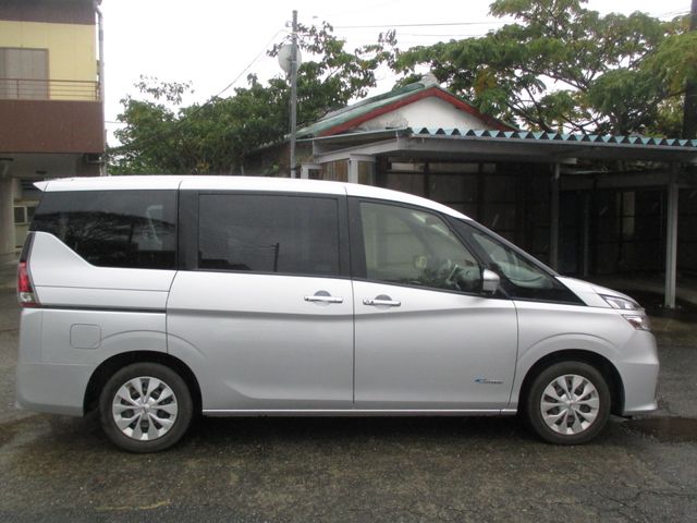 Nissan SERENA 2016-10 191360-3