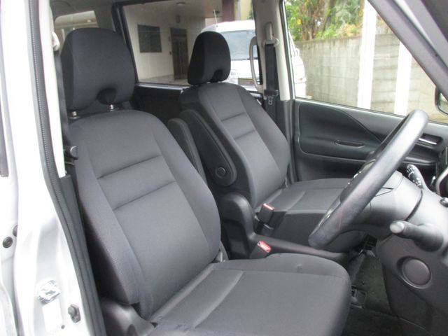 Nissan SERENA 2016-10 191360-1