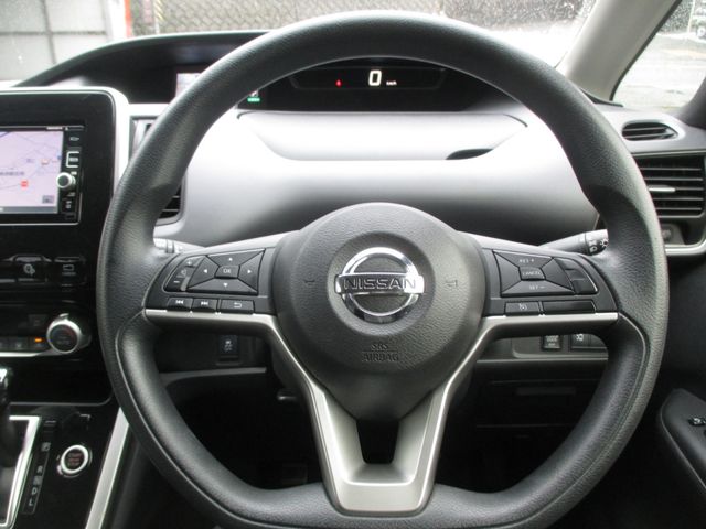 Nissan SERENA 2016-10 191360-19